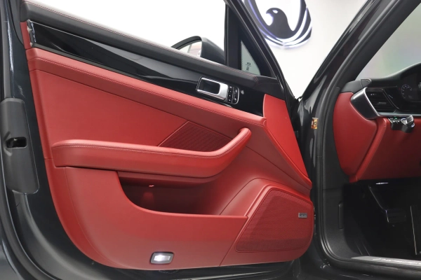 Foto do veiculo PORSCHE PANAMERA 4 E-HYBRID SPORT TURISMO