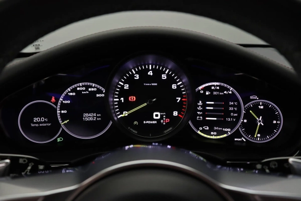 Foto do veiculo PORSCHE PANAMERA 4 E-HYBRID SPORT TURISMO