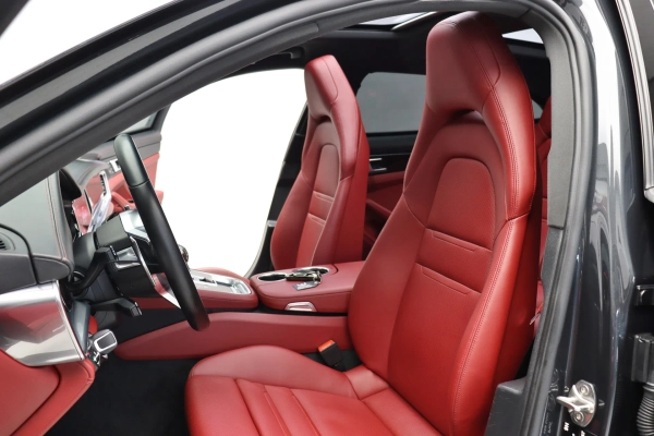 Foto do veiculo PORSCHE PANAMERA 4 E-HYBRID SPORT TURISMO