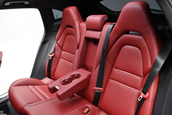 Foto do veiculo PORSCHE PANAMERA 4 E-HYBRID SPORT TURISMO