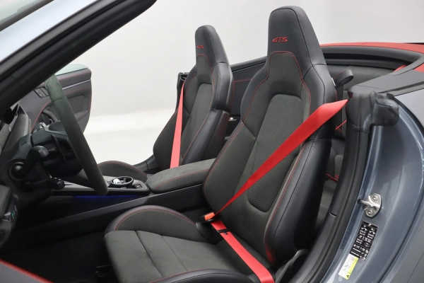 Foto do veiculo PORSCHE 911 CARRERA GTS CABRIOLET