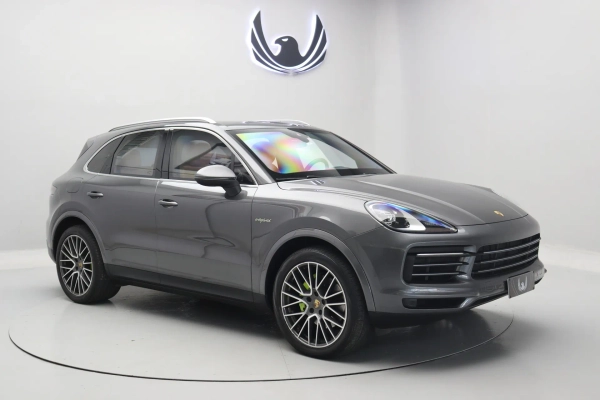 Foto do veiculo PORSCHE CAYENNE E-Hybrid