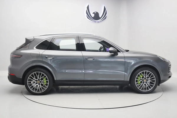 Foto do veiculo PORSCHE CAYENNE E-HYBRID