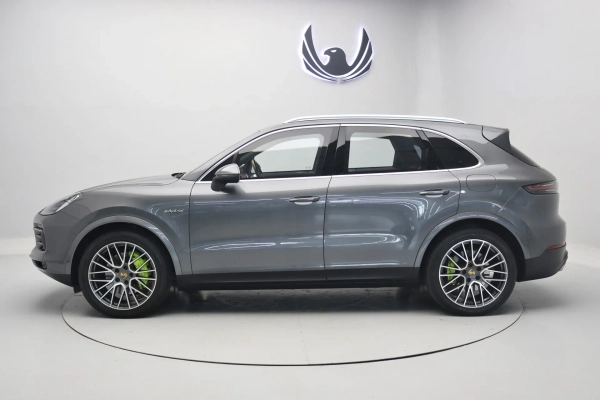 Foto do veiculo PORSCHE CAYENNE E-HYBRID