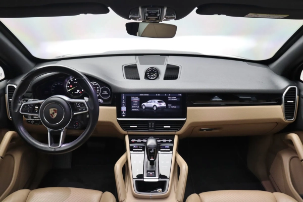 Foto do veiculo PORSCHE CAYENNE E-HYBRID