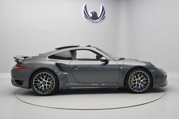 Foto do veiculo PORSCHE 911 TURBO S