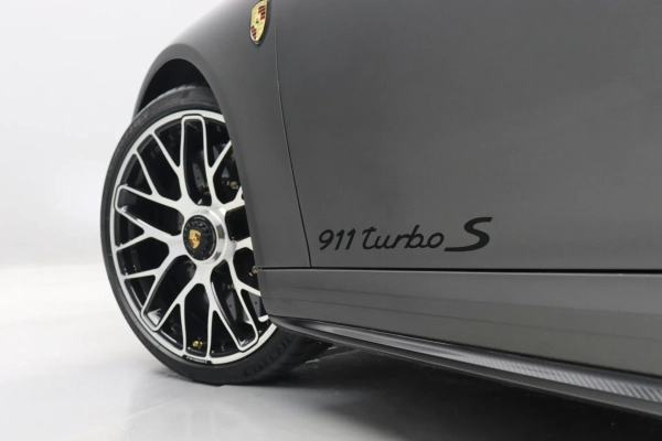 Foto do veiculo PORSCHE 911 TURBO S