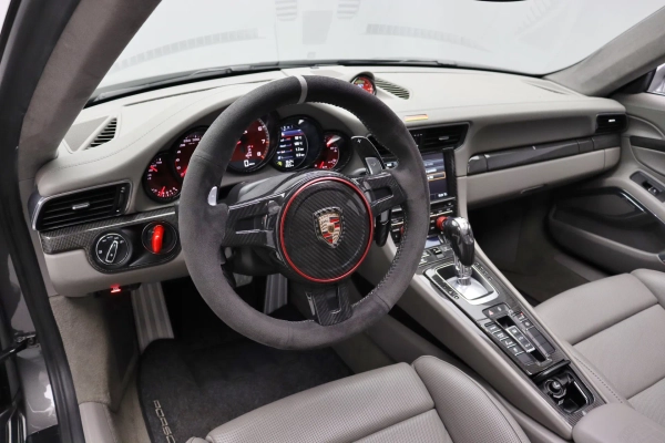 Foto do veiculo PORSCHE 911 TURBO S