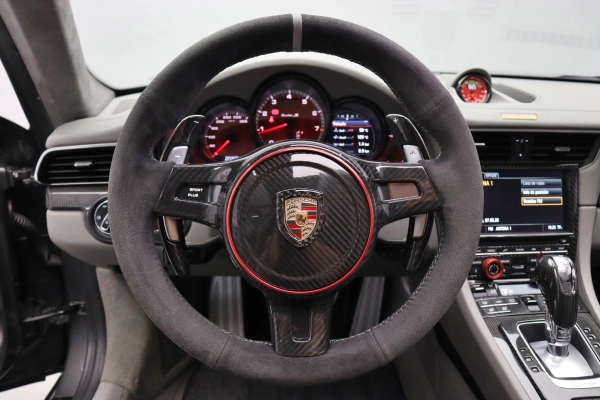 Foto do veiculo PORSCHE 911 TURBO S