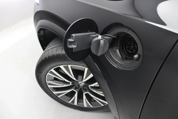 Foto do veiculo VOLVO XC90 T8 RECHARGE MOMENTUM | 7 LUGARES