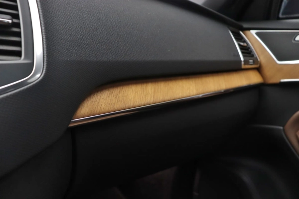 Foto do veiculo VOLVO XC90 T8 RECHARGE MOMENTUM | 7 LUGARES