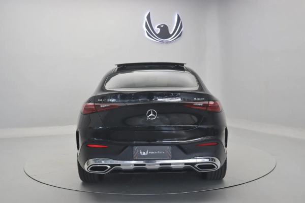 Foto do veiculo MERCEDES-BENZ GLC 300 COUPé 4MATIC AMG LINE