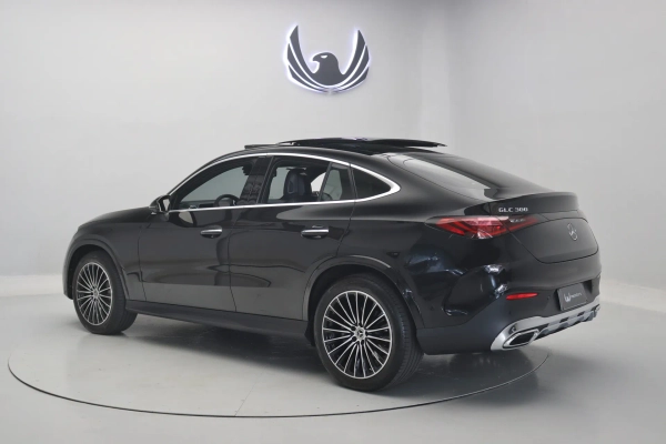 Foto do veiculo MERCEDES-BENZ GLC 300 COUPé 4MATIC AMG LINE