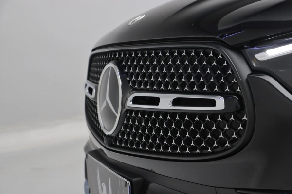 Foto do veiculo MERCEDES-BENZ GLC 300 COUPé 4MATIC AMG LINE