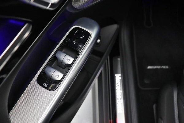Foto do veiculo MERCEDES-BENZ GLC 300 COUPé 4MATIC AMG LINE