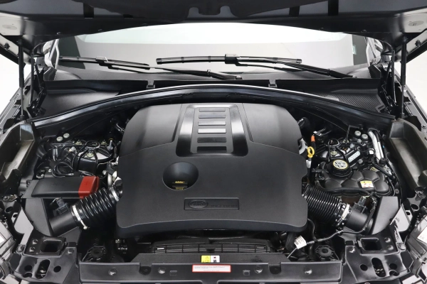 Foto do veiculo LAND ROVER RANGE ROVER VELAR P340 HSE R-DYNAMIC