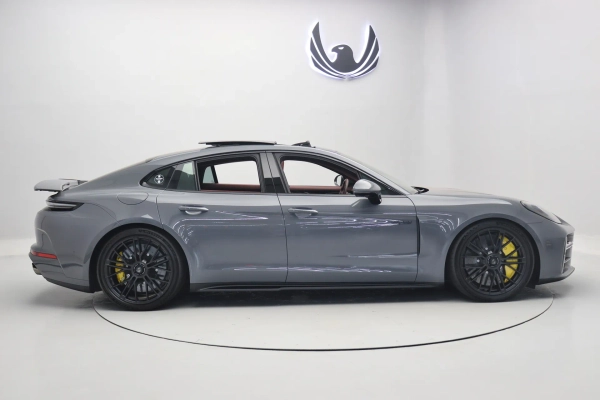 Foto do veiculo PORSCHE PANAMERA TURBO S E-HYBRID