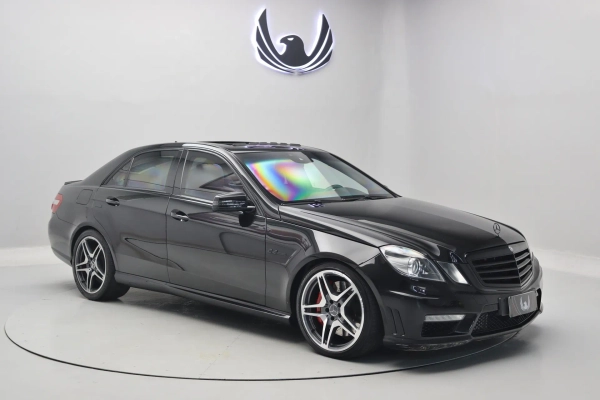 Foto do veiculo MERCEDES-BENZ E 63 AMG Sedan