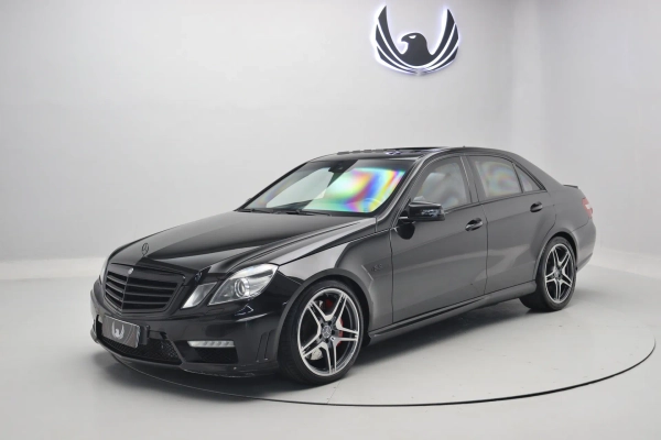 Foto do veiculo MERCEDES-BENZ E 63 AMG SEDAN