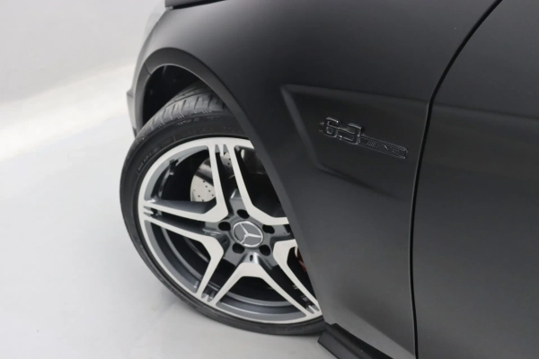 Foto do veiculo MERCEDES-BENZ E 63 AMG SEDAN