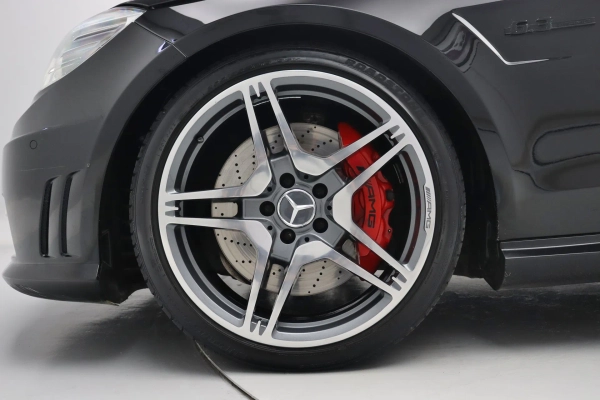 Foto do veiculo MERCEDES-BENZ E 63 AMG SEDAN