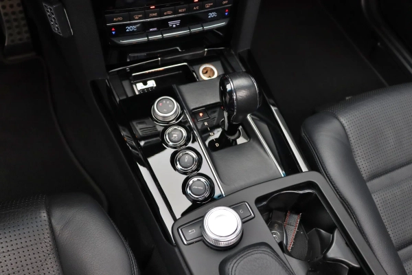 Foto do veiculo MERCEDES-BENZ E 63 AMG SEDAN