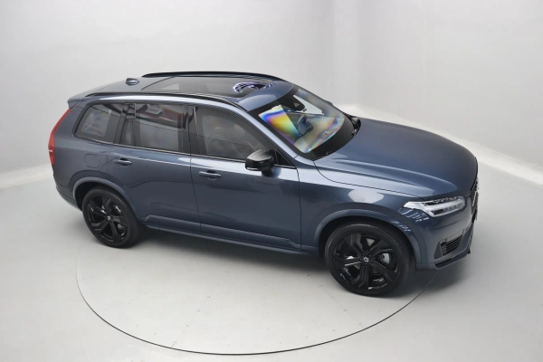 Foto do veiculo VOLVO XC90 T8 RECHARGE ULTIMATE DARK | 7 LUGARES