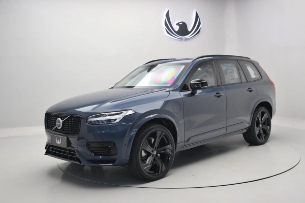 Foto do veiculo VOLVO XC90 T8 RECHARGE ULTIMATE DARK | 7 LUGARES