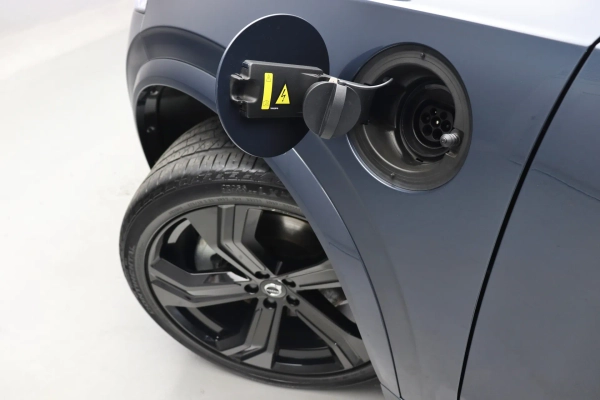 Foto do veiculo VOLVO XC90 T8 RECHARGE ULTIMATE DARK | 7 LUGARES
