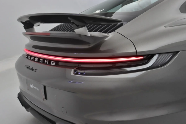Foto do veiculo PORSCHE 911 TURBO S