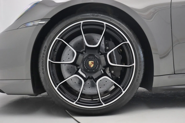 Foto do veiculo PORSCHE 911 TURBO S