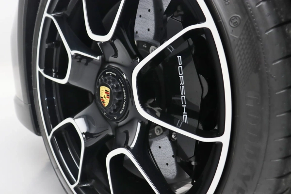 Foto do veiculo PORSCHE 911 TURBO S