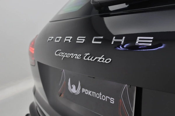 Foto do veiculo PORSCHE CAYENNE TURBO