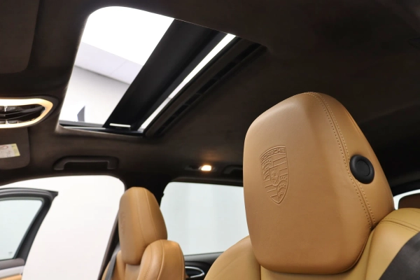 Foto do veiculo PORSCHE CAYENNE TURBO