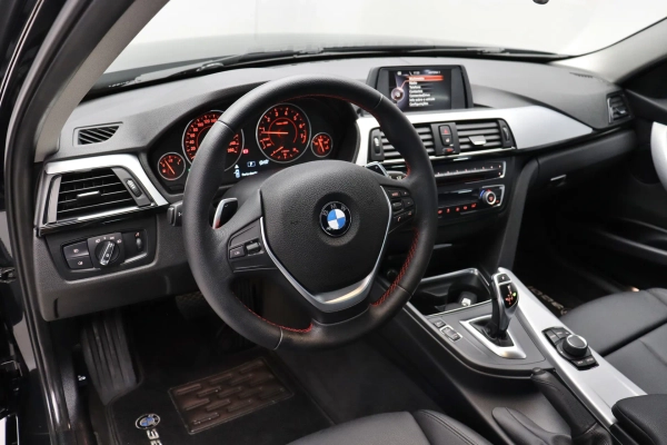 Foto do veiculo BMW 320I SPORT ACTIVEFLEX