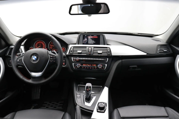 Foto do veiculo BMW 320I SPORT ACTIVEFLEX