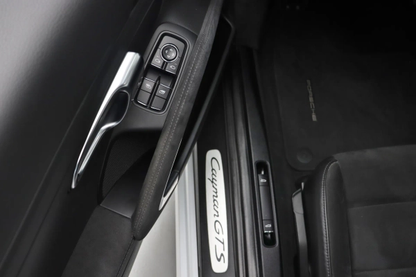 Foto do veiculo PORSCHE 718 CAYMAN GTS