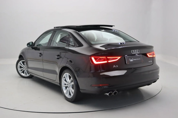Foto do veiculo AUDI A3 SEDAN AMBITION