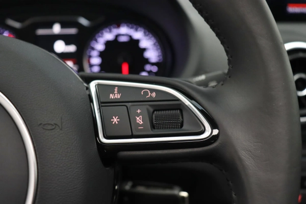 Foto do veiculo AUDI A3 SEDAN AMBITION