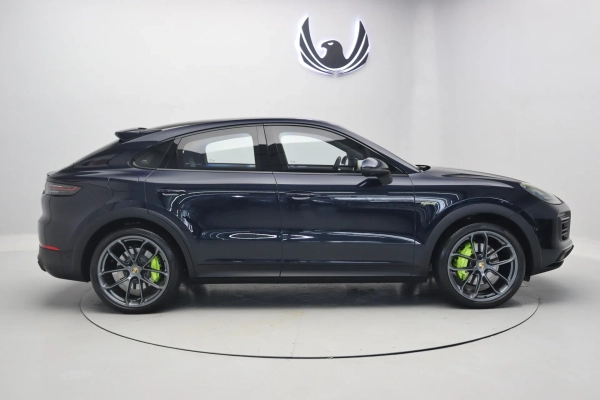 Foto do veiculo PORSCHE CAYENNE COUPé E-HYBRID PLATINUM EDITION