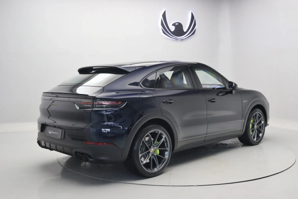 Foto do veiculo PORSCHE CAYENNE COUPé E-HYBRID PLATINUM EDITION