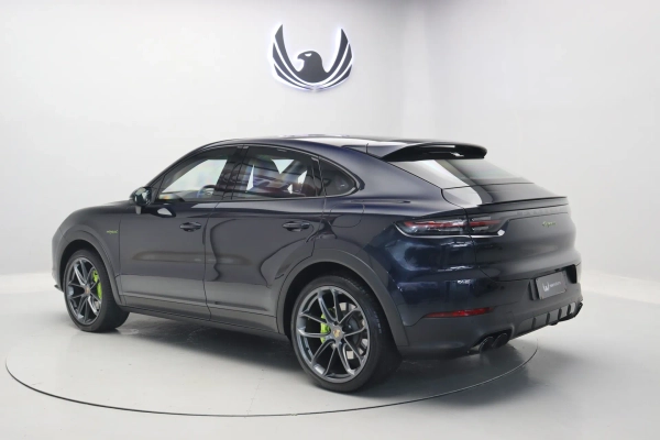 Foto do veiculo PORSCHE CAYENNE COUPé E-HYBRID PLATINUM EDITION