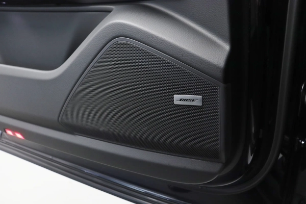 Foto do veiculo PORSCHE CAYENNE COUPé E-HYBRID PLATINUM EDITION