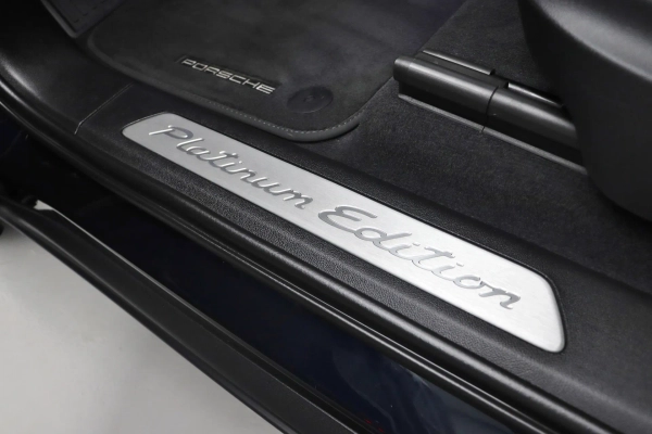 Foto do veiculo PORSCHE CAYENNE COUPé E-HYBRID PLATINUM EDITION