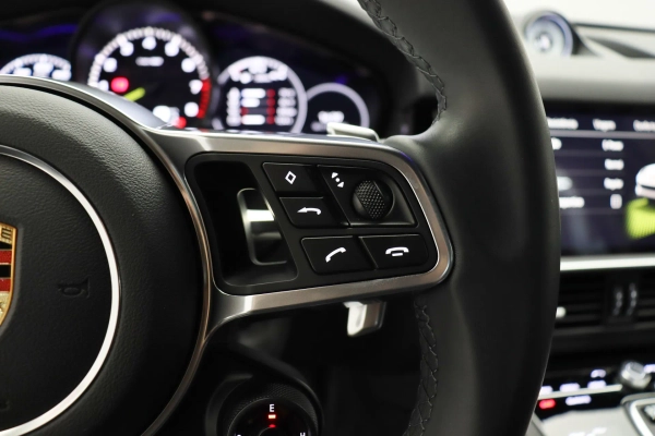 Foto do veiculo PORSCHE CAYENNE COUPé E-HYBRID PLATINUM EDITION