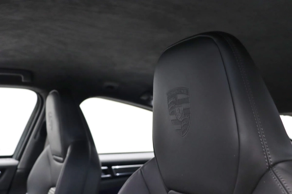 Foto do veiculo PORSCHE CAYENNE COUPé E-HYBRID PLATINUM EDITION
