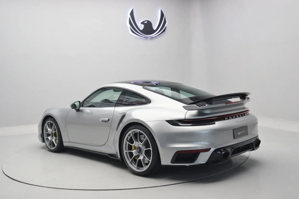 Foto do veiculo PORSCHE 911 TURBO S