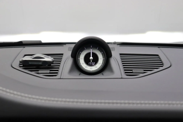 Foto do veiculo PORSCHE 911 TURBO S