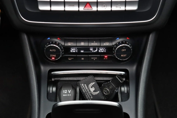 Foto do veiculo MERCEDES-BENZ CLA 250 SPORT 4MATIC
