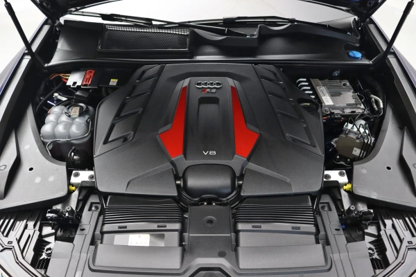 Foto do veiculo AUDI RS Q8 